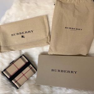💯 Authentic Vintage Burberry Nova Check Wallet